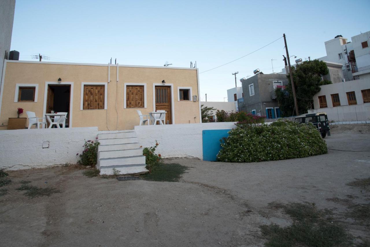 Damianos Rooms Adamantas (Milos) Exterior foto