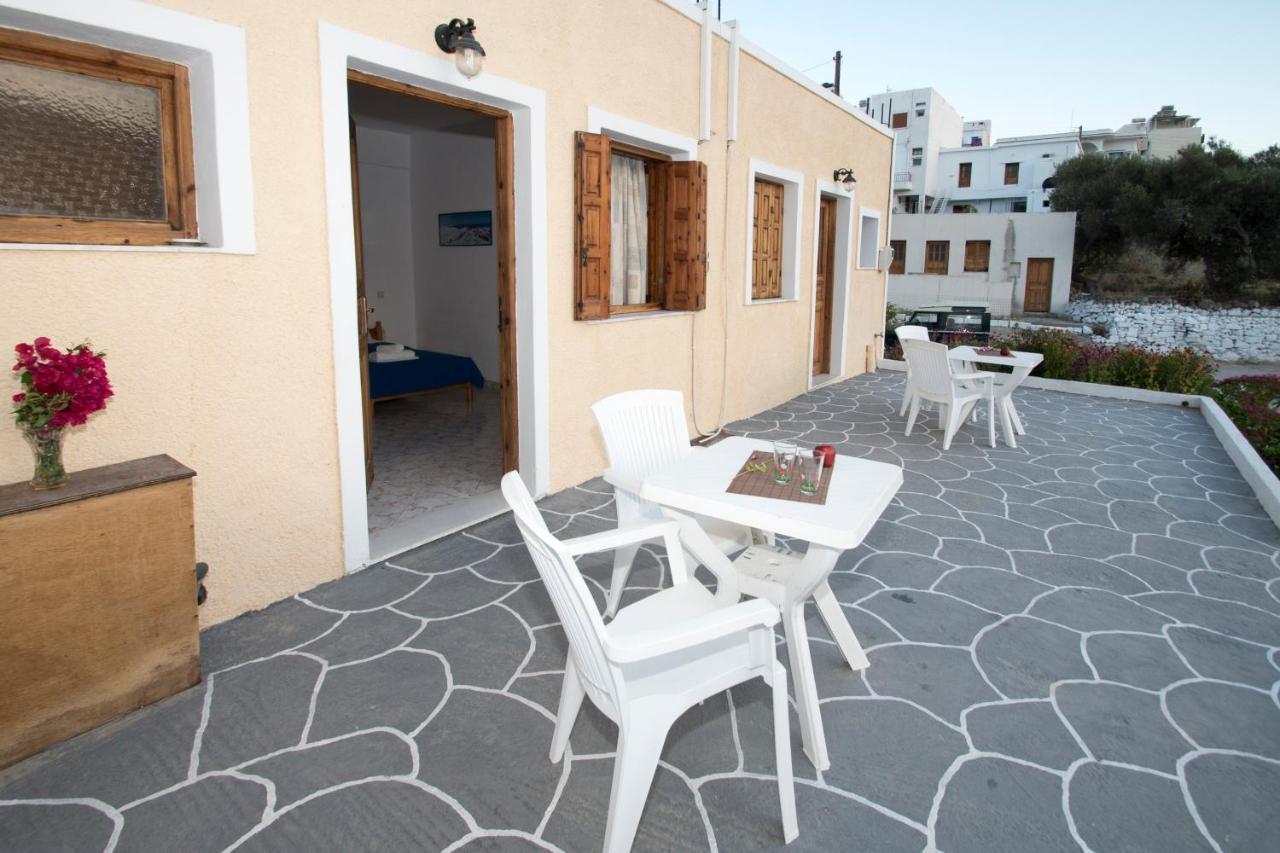 Damianos Rooms Adamantas (Milos) Exterior foto