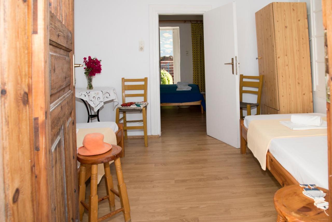 Damianos Rooms Adamantas (Milos) Exterior foto